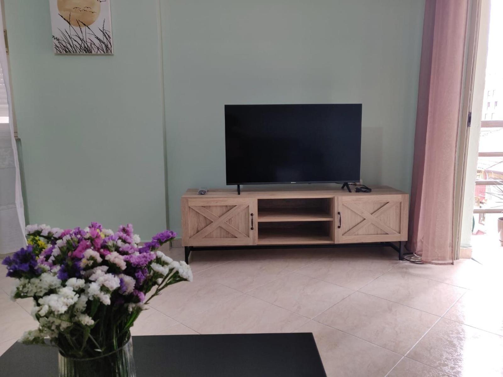 Bevis Apartment Tirana Buitenkant foto