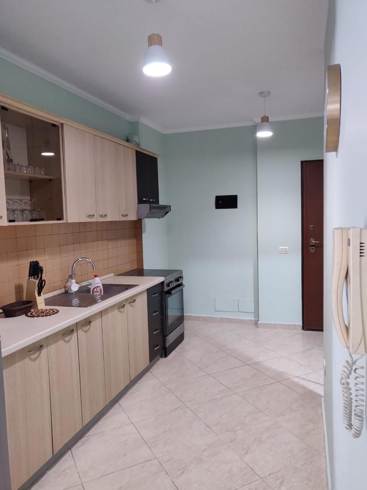 Bevis Apartment Tirana Buitenkant foto