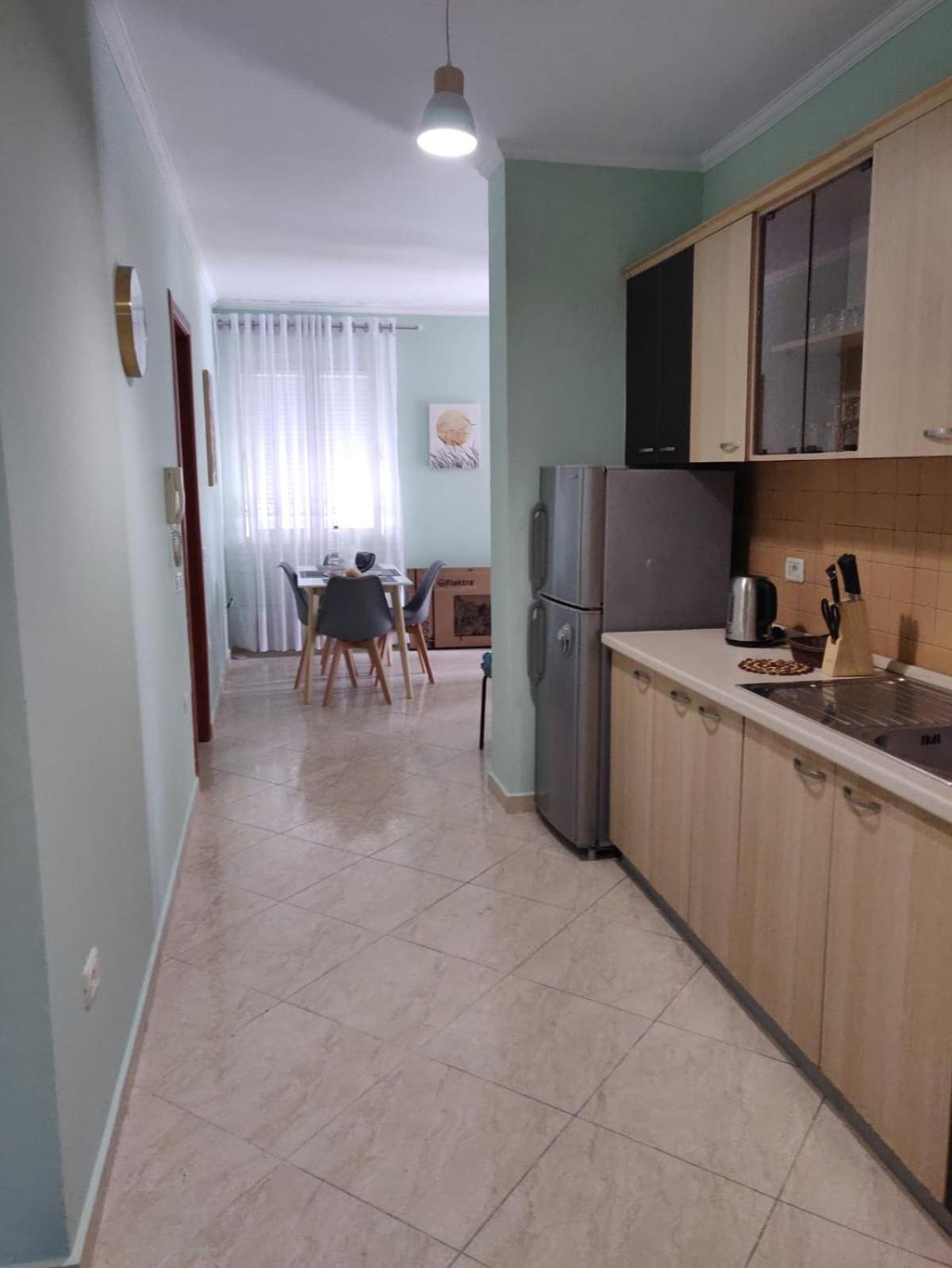 Bevis Apartment Tirana Buitenkant foto